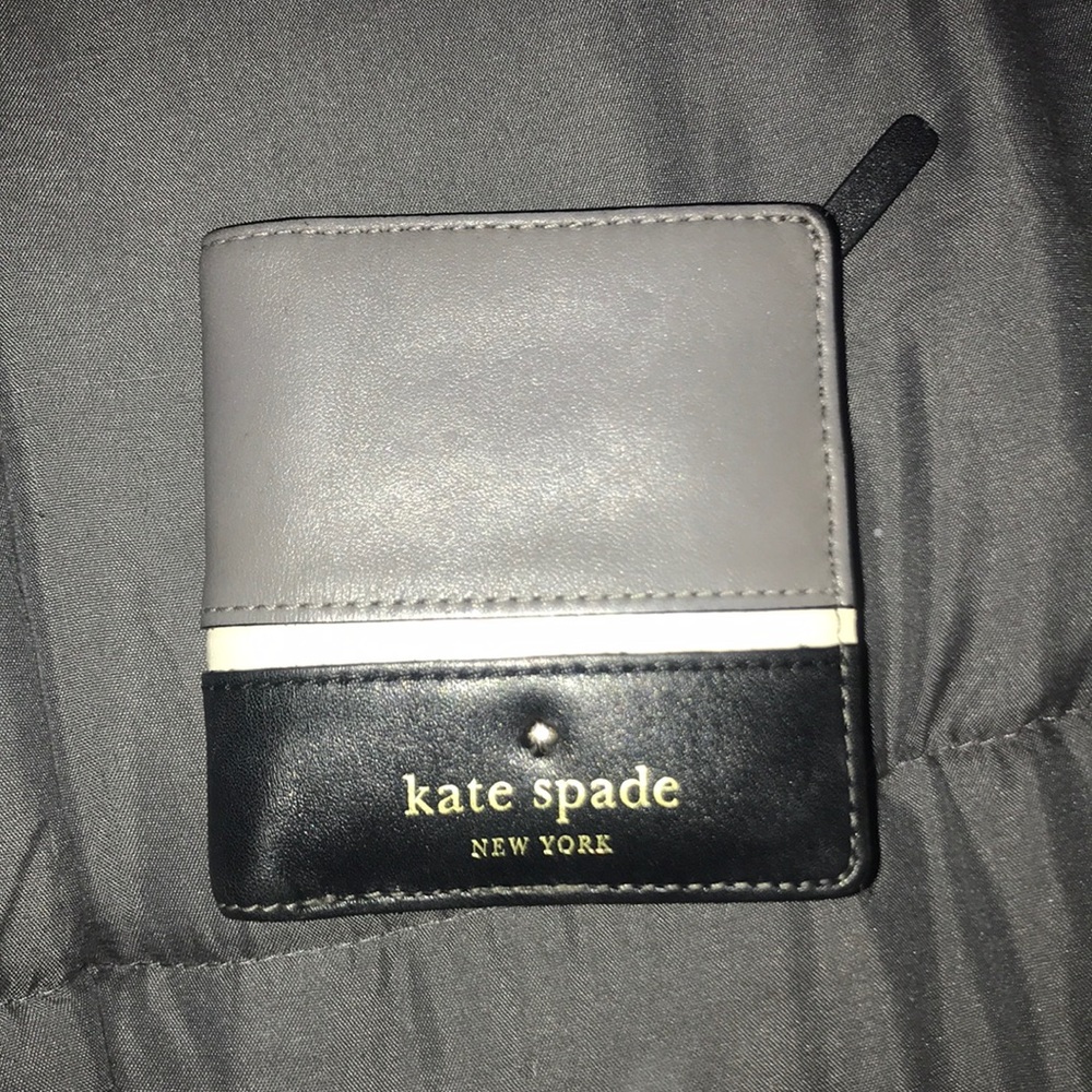 Kate spade wallet, good condition